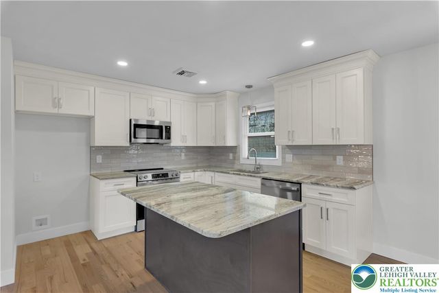 1453 Stanford Road, Bethlehem City, PA 18018