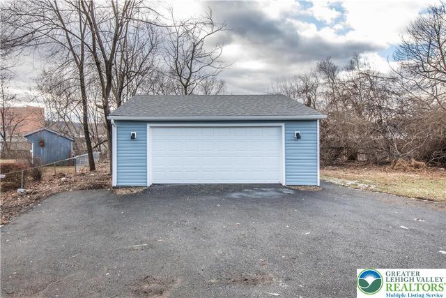 1453 Stanford Road, Bethlehem City, PA 18018