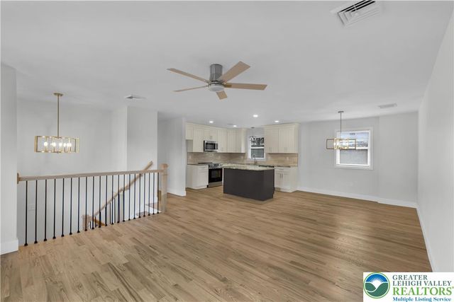 1453 Stanford Road, Bethlehem City, PA 18018