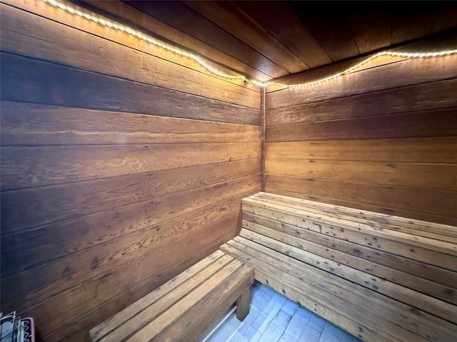 2300 Bamboo Drive N208, Arlington, TX 76006