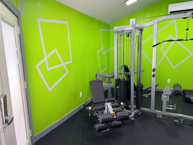 2300 Bamboo Drive N208, Arlington, TX 76006