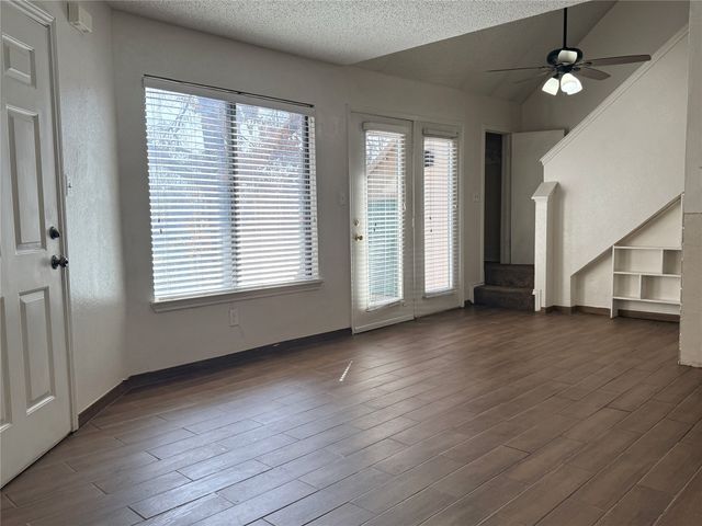 2300 Bamboo Drive N208, Arlington, TX 76006