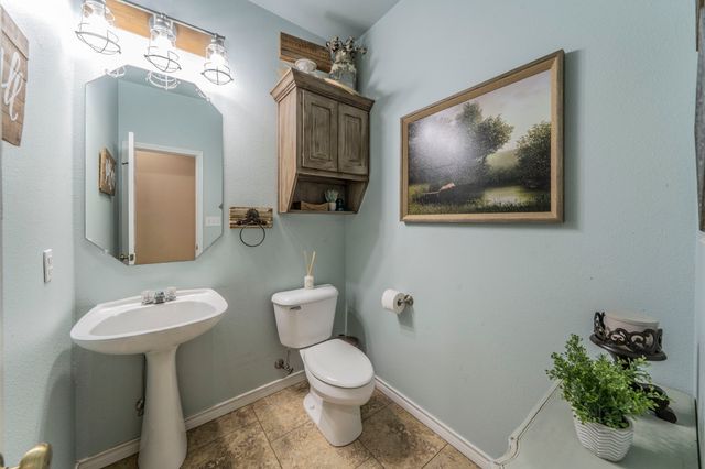 1992 Bledsoe Road, Gunter, TX 75058