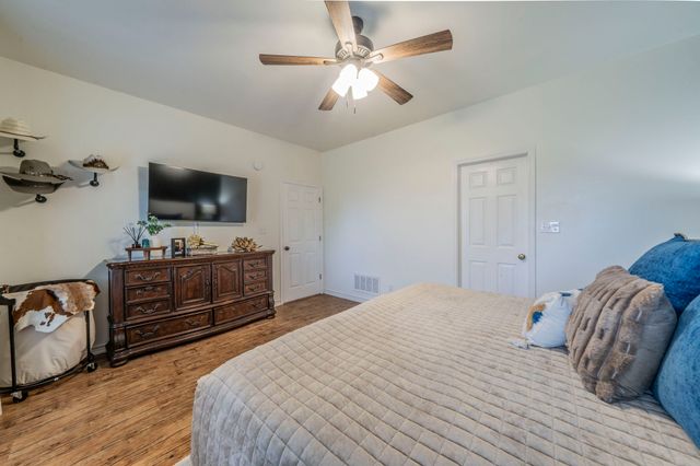 1992 Bledsoe Road, Gunter, TX 75058