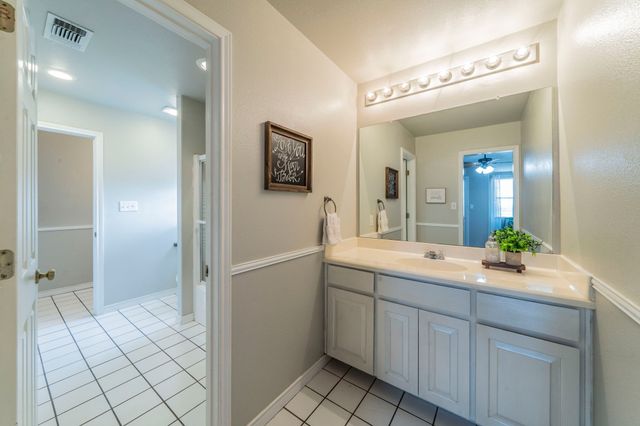 1992 Bledsoe Road, Gunter, TX 75058