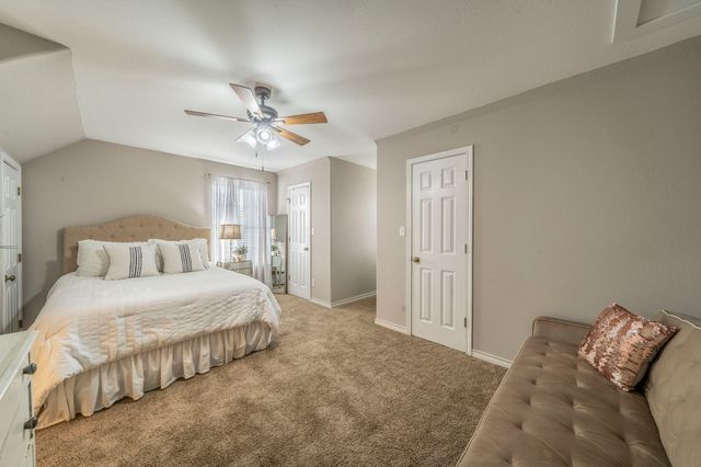 1992 Bledsoe Road, Gunter, TX 75058