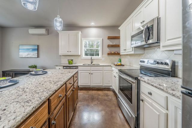 1992 Bledsoe Road, Gunter, TX 75058