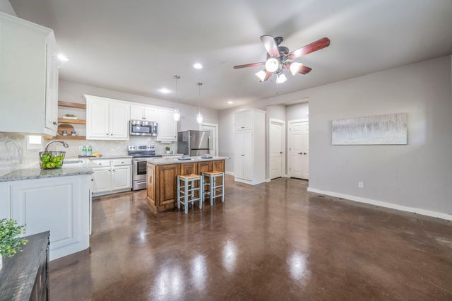 1992 Bledsoe Road, Gunter, TX 75058