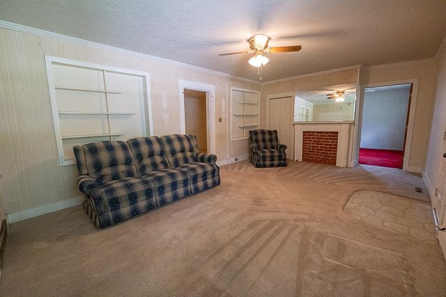 5118 State Route 7, Chesapeake, OH 45619