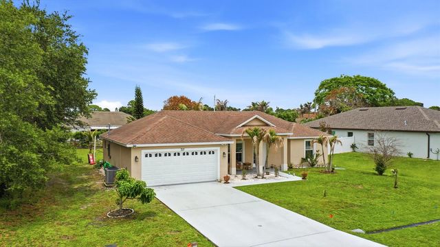 713 NW Biscayne Drive, Port St. Lucie, FL 34983