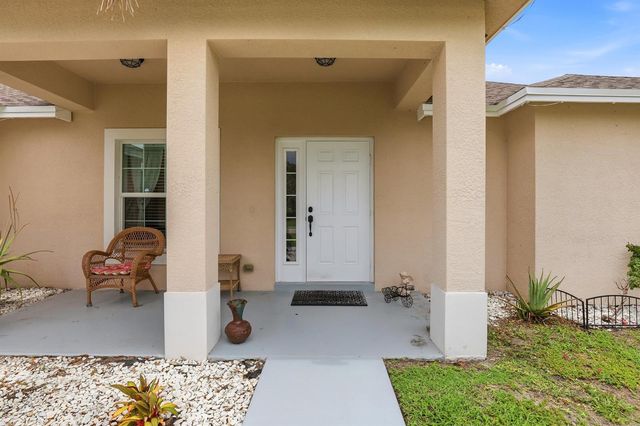 713 NW Biscayne Drive, Port St. Lucie, FL 34983