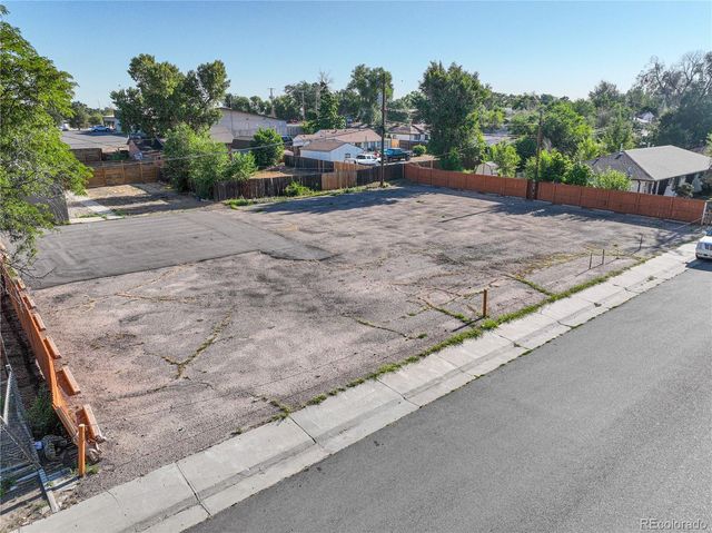 6641 E 73rd Place, Commerce City, CO 80022