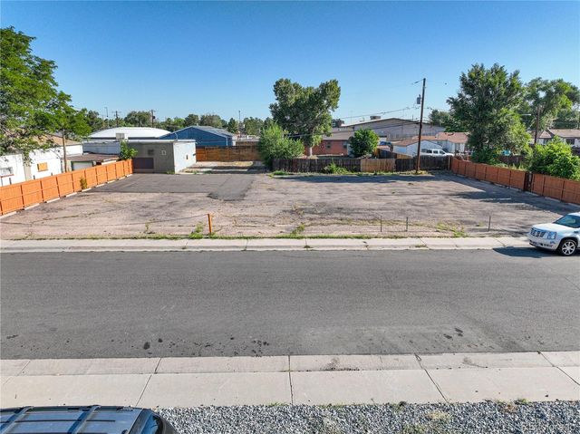 6641 E 73rd Place, Commerce City, CO 80022