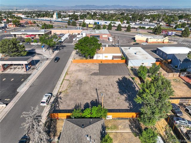6641 E 73rd Place, Commerce City, CO 80022