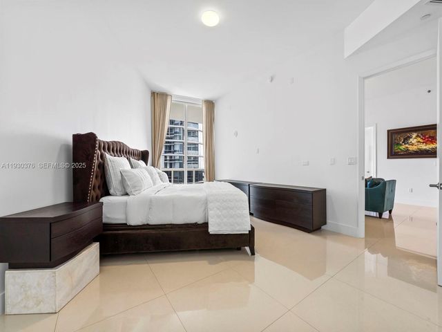 15811 Collins Ave 3707, Sunny Isles Beach, FL 33160