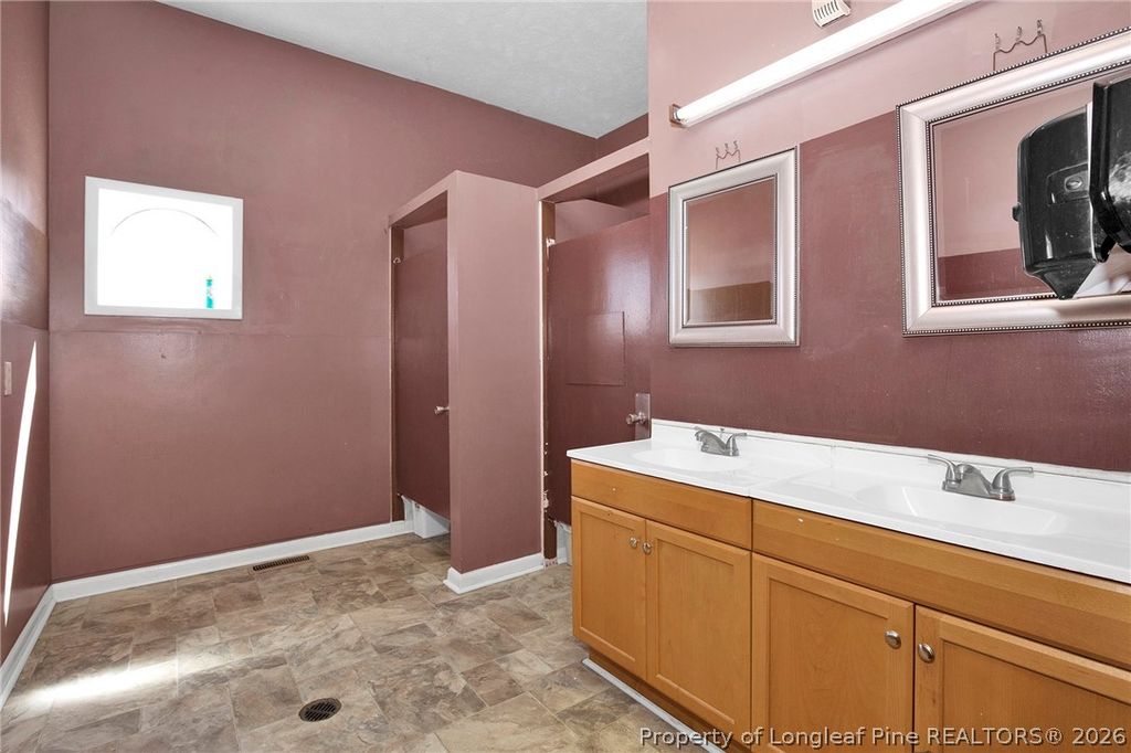 2177 N Roberts Road, Lumberton, NC 28358 — photo 20