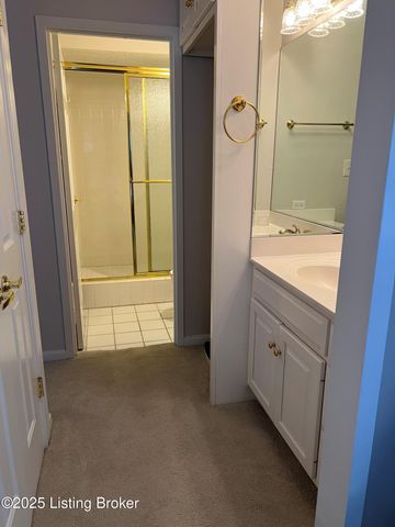 5100 US-42, 423, Louisville, KY 40241