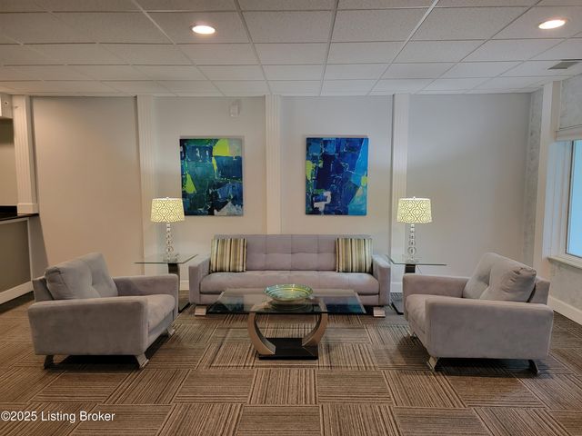 5100 US-42, 423, Louisville, KY 40241