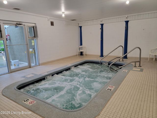 5100 US-42, 423, Louisville, KY 40241