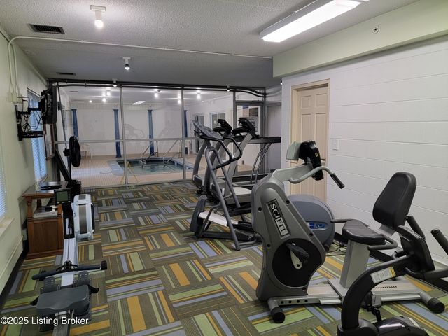 5100 US-42, 423, Louisville, KY 40241