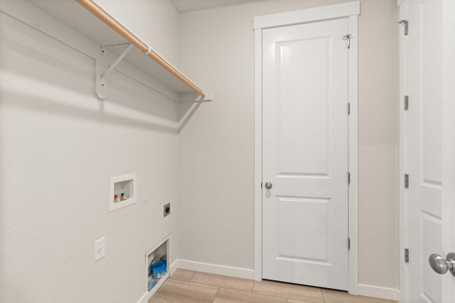 136 Valemont Drive 13, Eagle Point, OR 97524