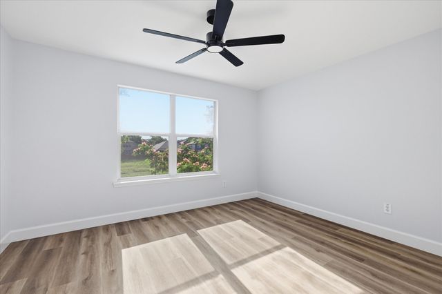 5644 Meadows Way, North Richland Hills, TX 76180