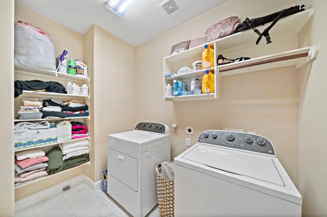 7519 Summer Shore Drive, Rosenberg, TX 77469