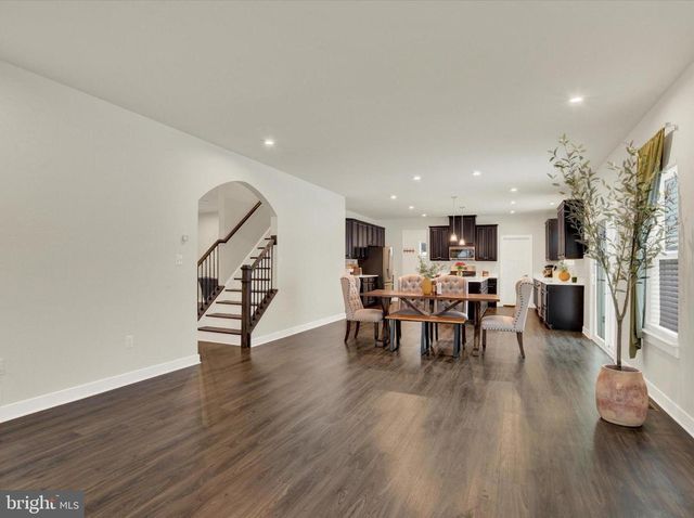 3973 SECRETARIAT ST, Harrisburg, PA 17112