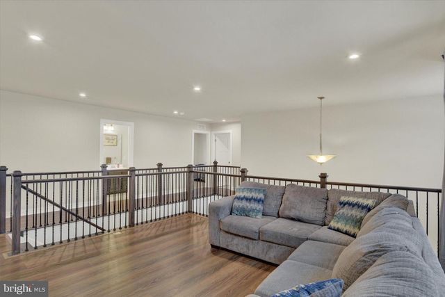 3973 SECRETARIAT ST, Harrisburg, PA 17112