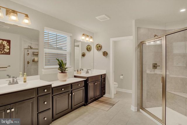 3973 SECRETARIAT ST, Harrisburg, PA 17112