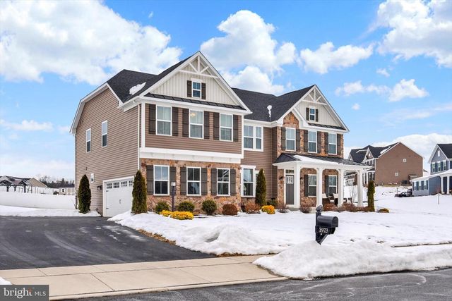 3973 SECRETARIAT ST, Harrisburg, PA 17112