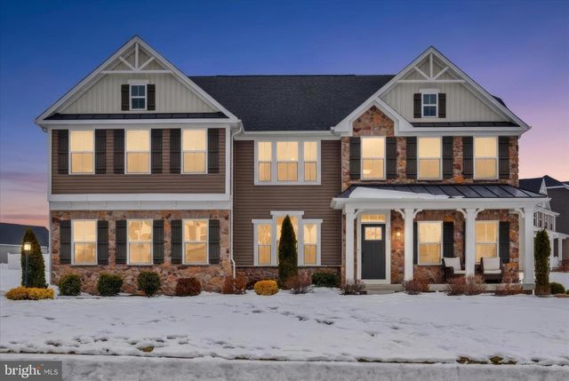 3973 SECRETARIAT ST, Harrisburg, PA 17112