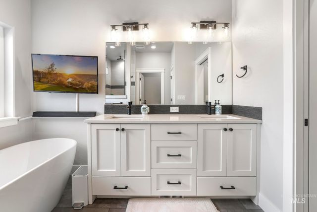 2288 Eaton Pl, Twin Falls, ID 83301