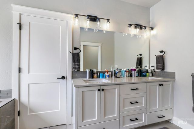 2288 Eaton Pl, Twin Falls, ID 83301