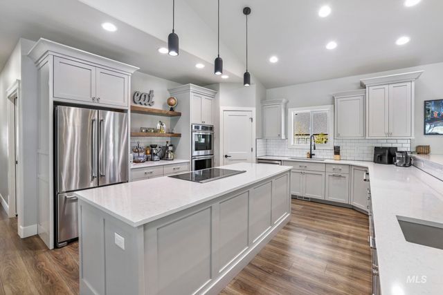 2288 Eaton Pl, Twin Falls, ID 83301