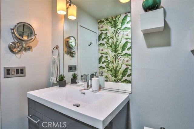 5322 Marina Pacifica, Long Beach, CA 90803