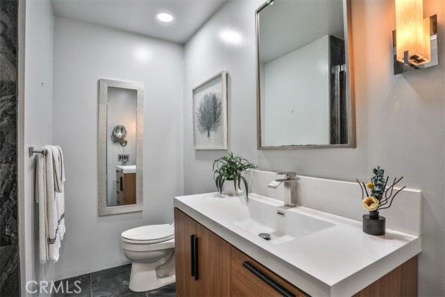 5322 Marina Pacifica, Long Beach, CA 90803