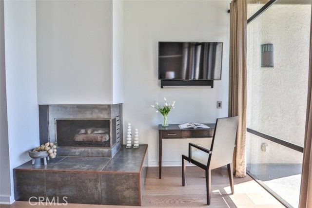 5322 Marina Pacifica, Long Beach, CA 90803