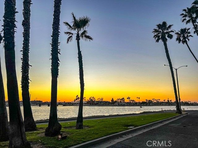5322 Marina Pacifica, Long Beach, CA 90803