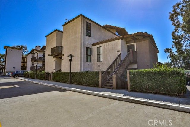 5322 Marina Pacifica, Long Beach, CA 90803