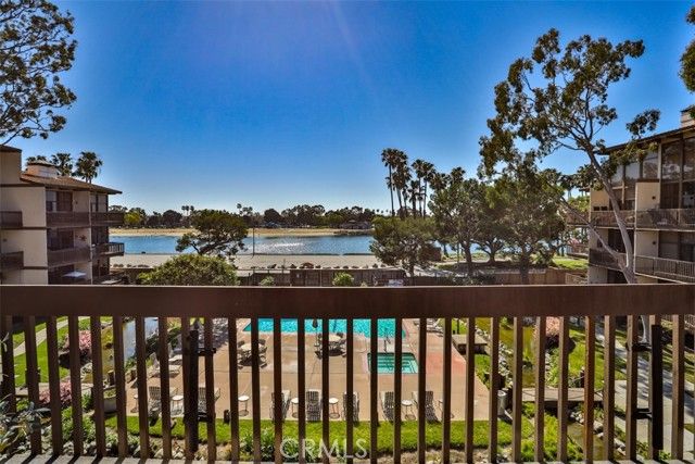 5322 Marina Pacifica, Long Beach, CA 90803