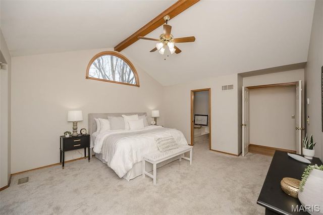 1324 Riverdale Circle, Chesterfield, MO 63005