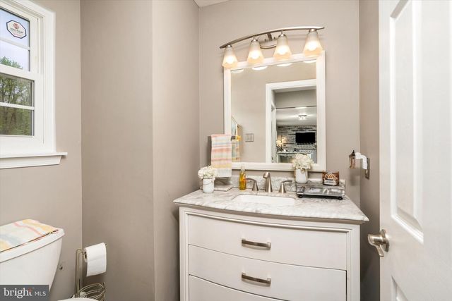 15 TRELLIS WAY, Robbinsville, NJ 08691