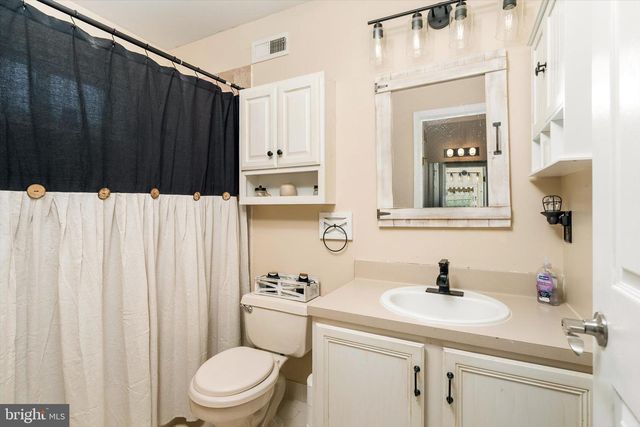 15 TRELLIS WAY, Robbinsville, NJ 08691