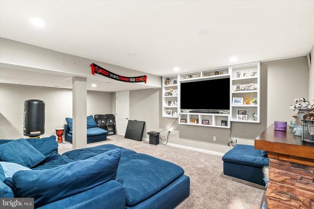 15 TRELLIS WAY, Robbinsville, NJ 08691