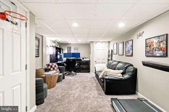 15 TRELLIS WAY, Robbinsville, NJ 08691