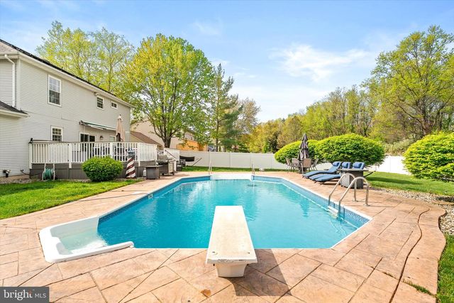 15 TRELLIS WAY, Robbinsville, NJ 08691