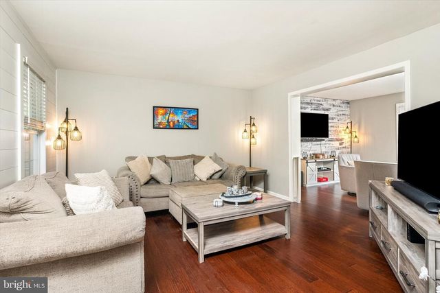 15 TRELLIS WAY, Robbinsville, NJ 08691