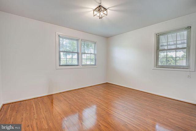 5924 CAUBA CT, Alexandria, VA 22310