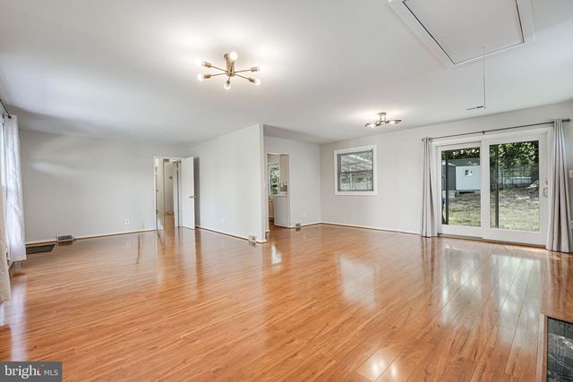 5924 CAUBA CT, Alexandria, VA 22310